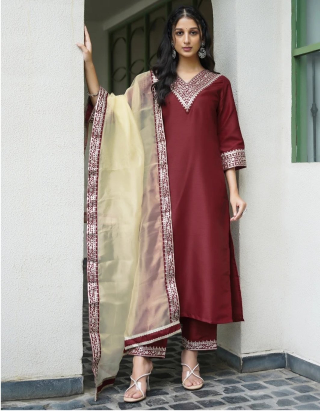 ₹616 – Samah Women Kurta Pant Dupatta Set | 87% OFF
