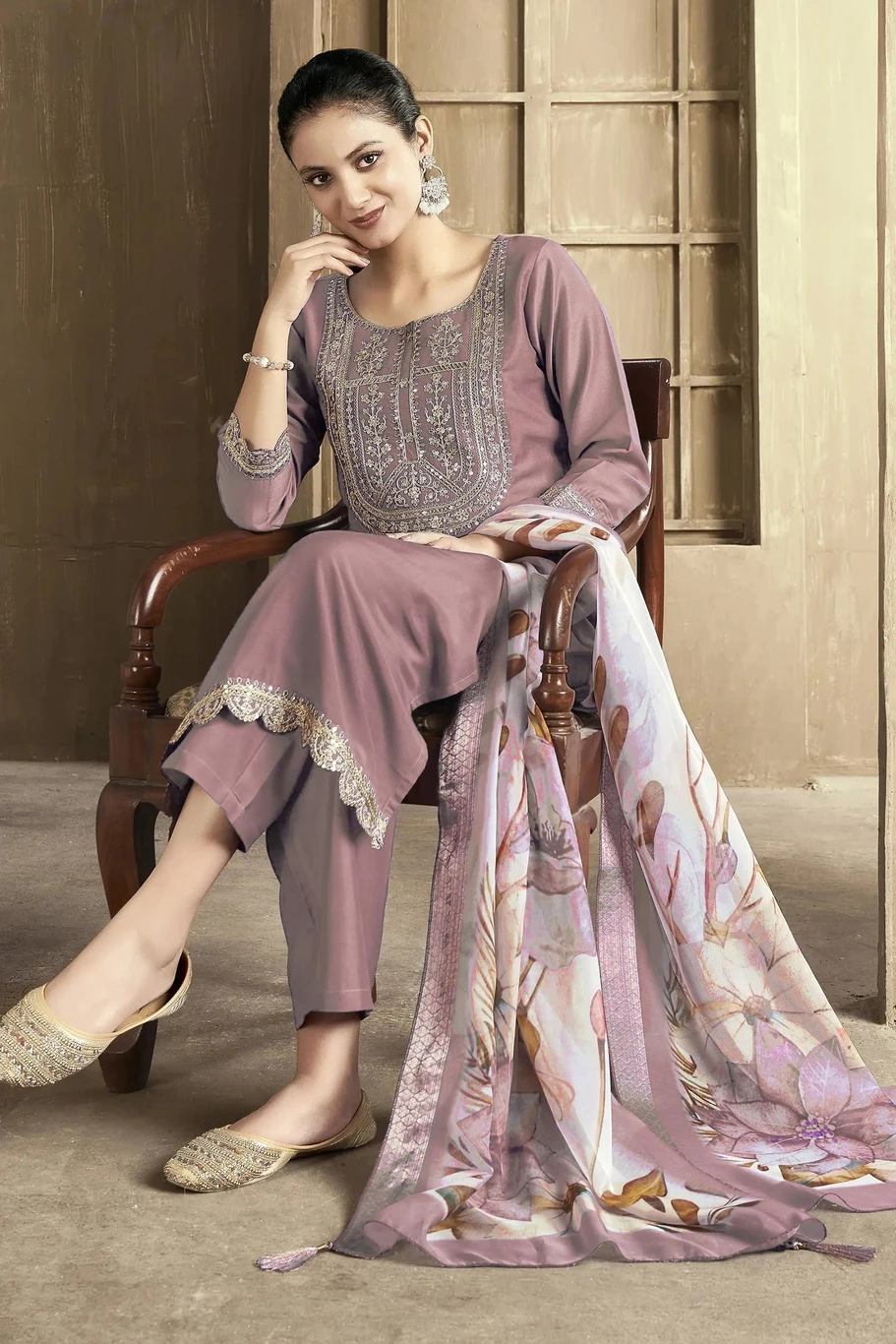 ₹606 Women Kurta Pant Dupatta Set Elegant Ethnic Fashion India