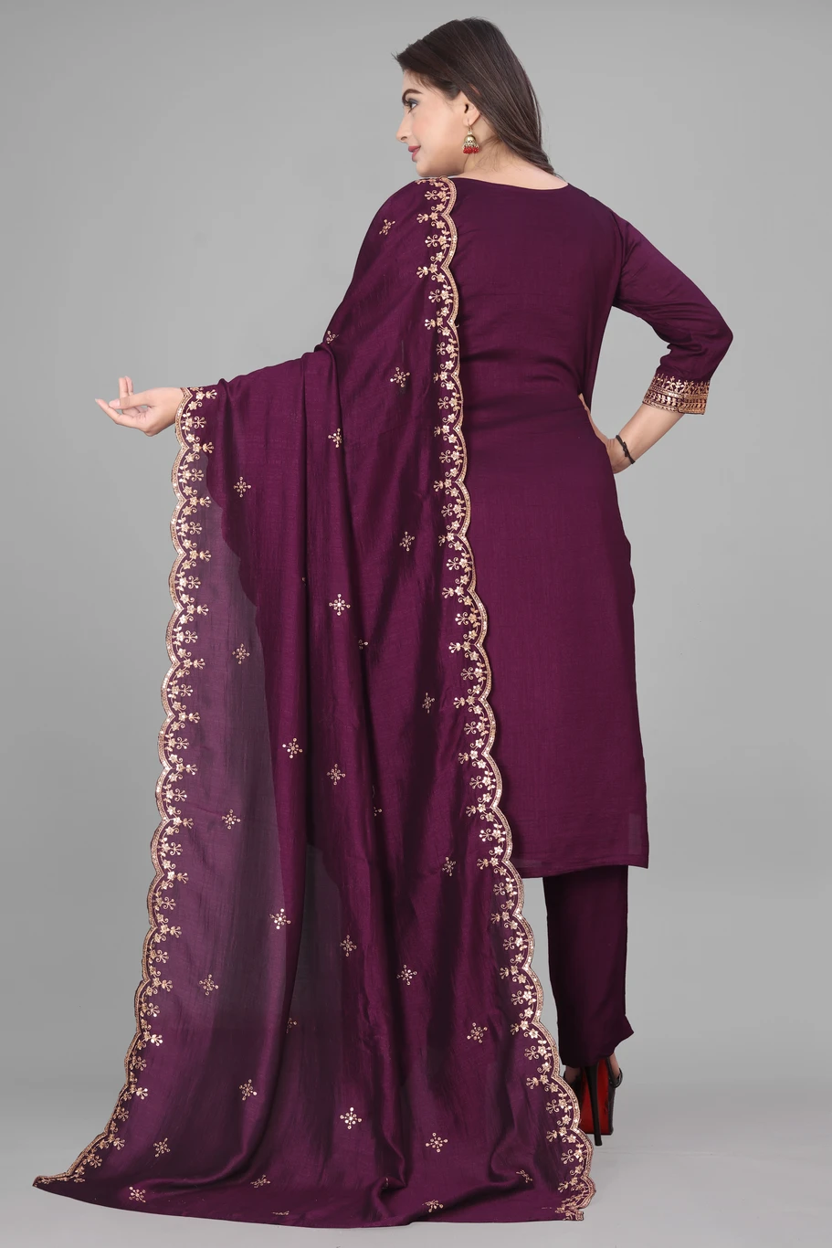 ₹756 Women Kurta Pant Dupatta Set Stylish Ethnic Outfit India