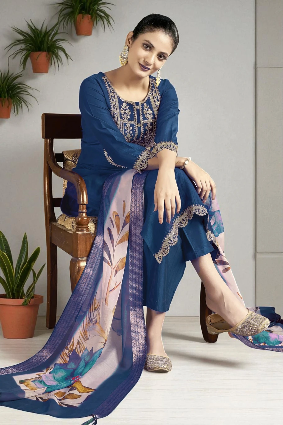 ₹606 Women Kurta Pant Dupatta Set Elegant Ethnic Fashion India