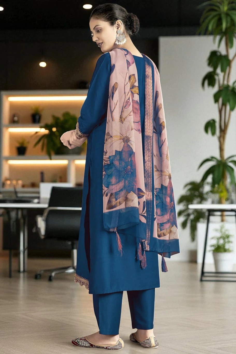 ₹606 Women Kurta Pant Dupatta Set Elegant Ethnic Fashion India
