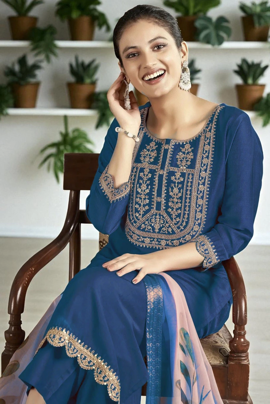 ₹606 Women Kurta Pant Dupatta Set Elegant Ethnic Fashion India