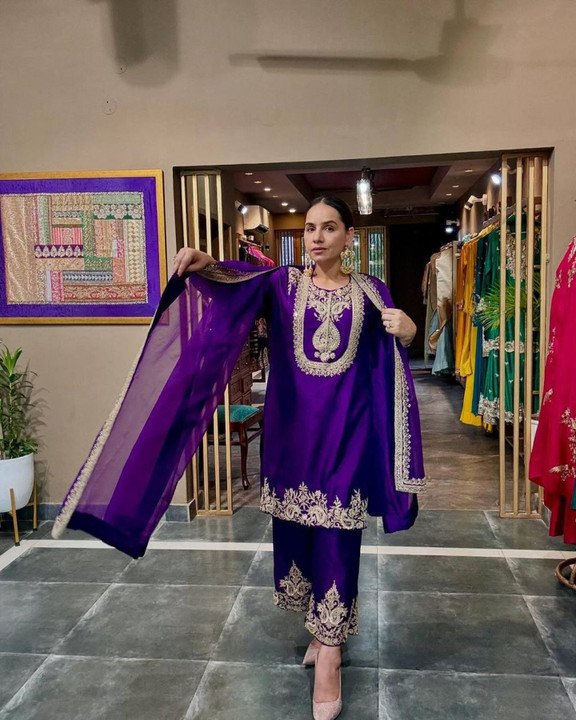 Embroidered Kurta Salwar Dupatta Set by Piludi