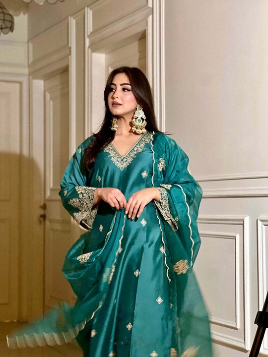 Royal Export Embroidered Kurta Palazzo Set for Festive Styling