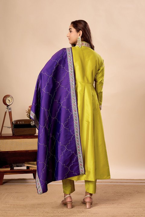 Ayukta International Kurta Dupatta Set for Elegant Festive Styling