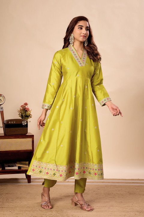 Ayukta International Kurta Dupatta Set for Elegant Festive Styling