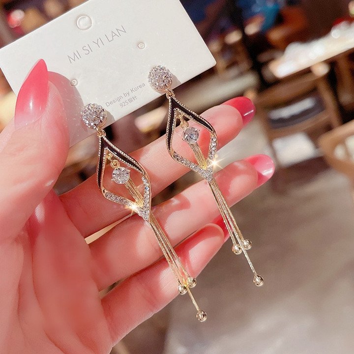 Celestique Korean Fashion Earrings for Women – Trendy Gold &amp; Black Alloy Drop Danglers