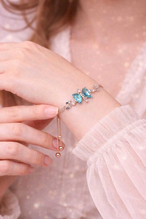 Blue Jewellery Set for Casual Ethnic and Everyday Women Fashion Looks