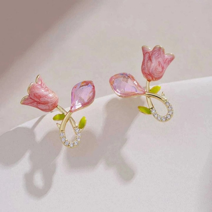 Pink Tulip Stud Earrings for Cute Everyday Women Fashion Styling