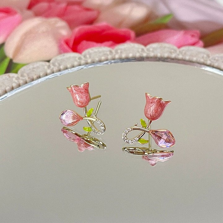 Pink Tulip Stud Earrings for Cute Everyday Women Fashion Styling