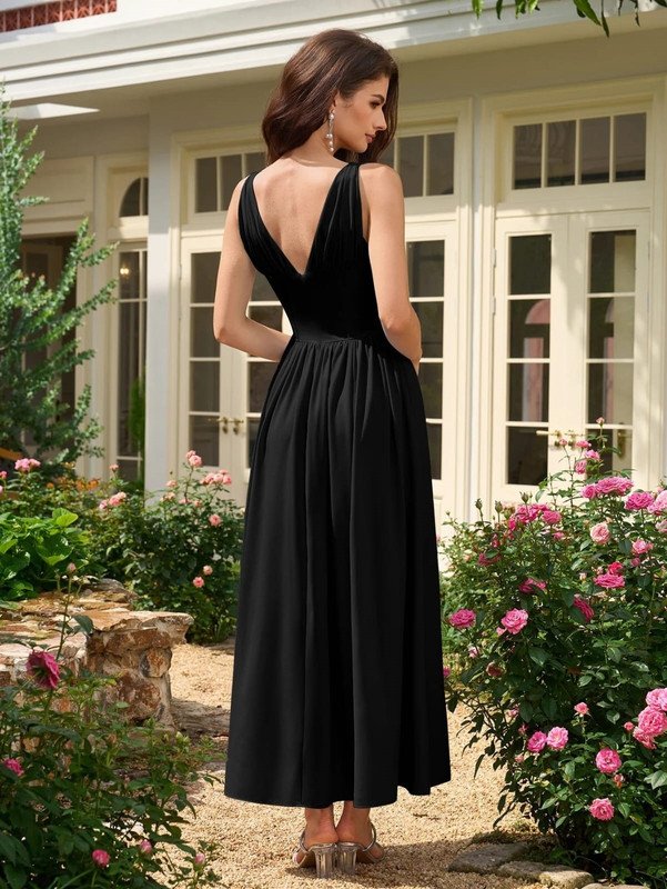Metronaut Black Midi Dress at ₹378 for Chic Everyday Styling