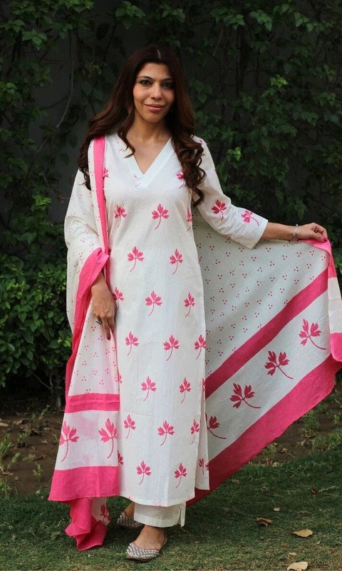 Sangouri Kurti Set at ₹448 for Stylish Everyday Ethnic Wear