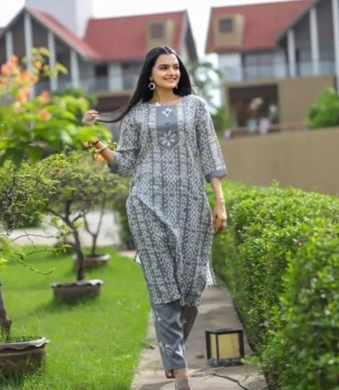Sadya Attire Kurta Pant Set at ₹315 for Everyday Ethnic Looks