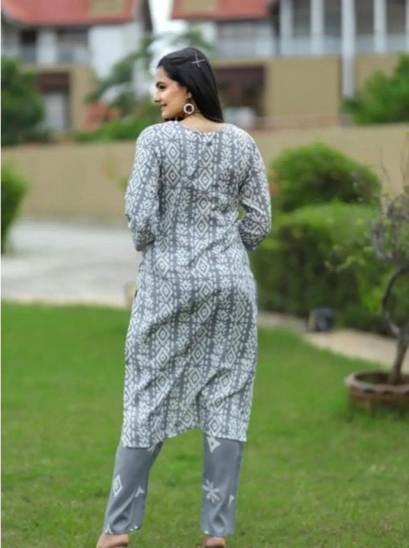 Sadya Attire Kurta Pant Set at ₹315 for Everyday Ethnic Looks