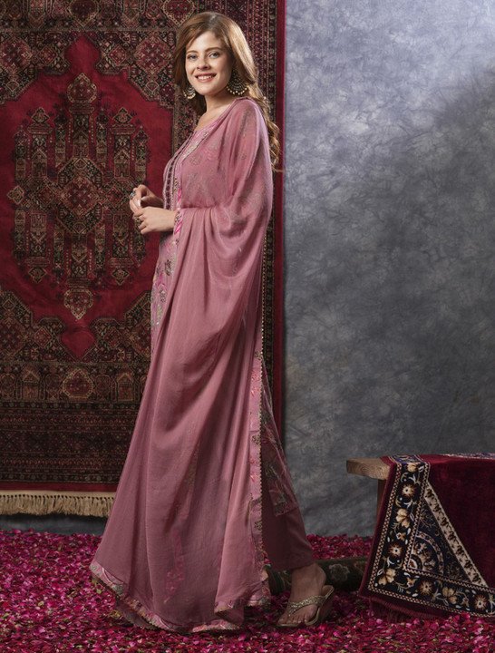 Shree Ramkrishna Fab Kurti Set at ₹448 for Elegant Ethnic Wear