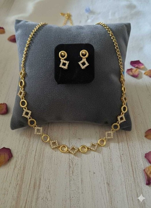 Shiv Enterrise Gold Jewellery Set for Elegant Ethnic Women Styling