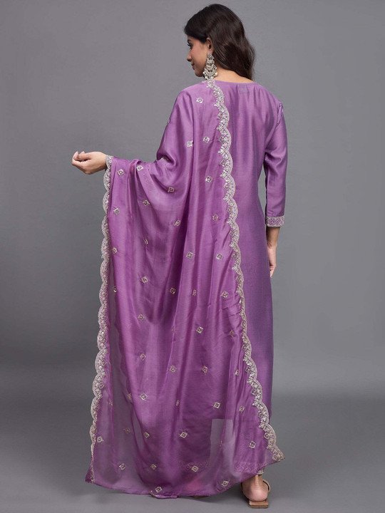 Dharm Creation Embroidered Kurta Set at ₹567 for Festive Style