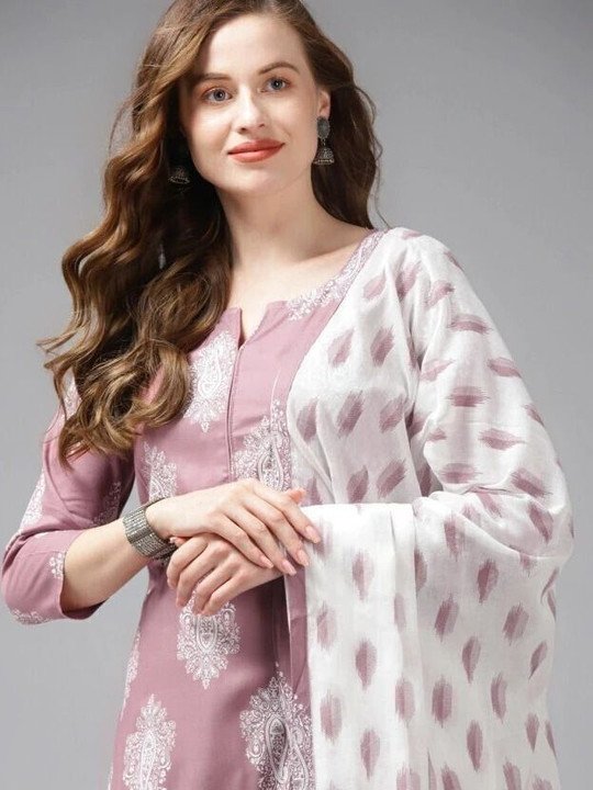 Jai Kurties Kurta Dupatta Set at ₹597 for Elegant Ethnic Wear