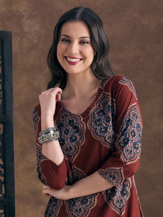 Ethincvillaa Kurta Pant Set at ₹400 for Elegant Ethnic Styling