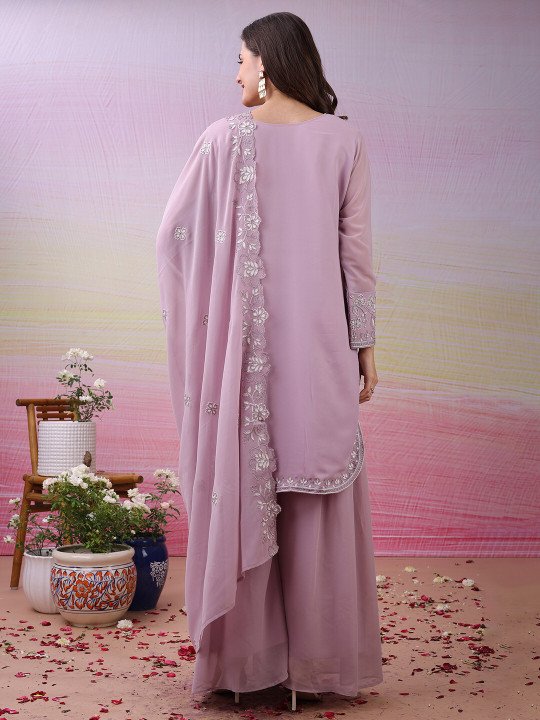 Lookslink Sharara Dupatta Set at ₹900 for Festive Ethnic Style