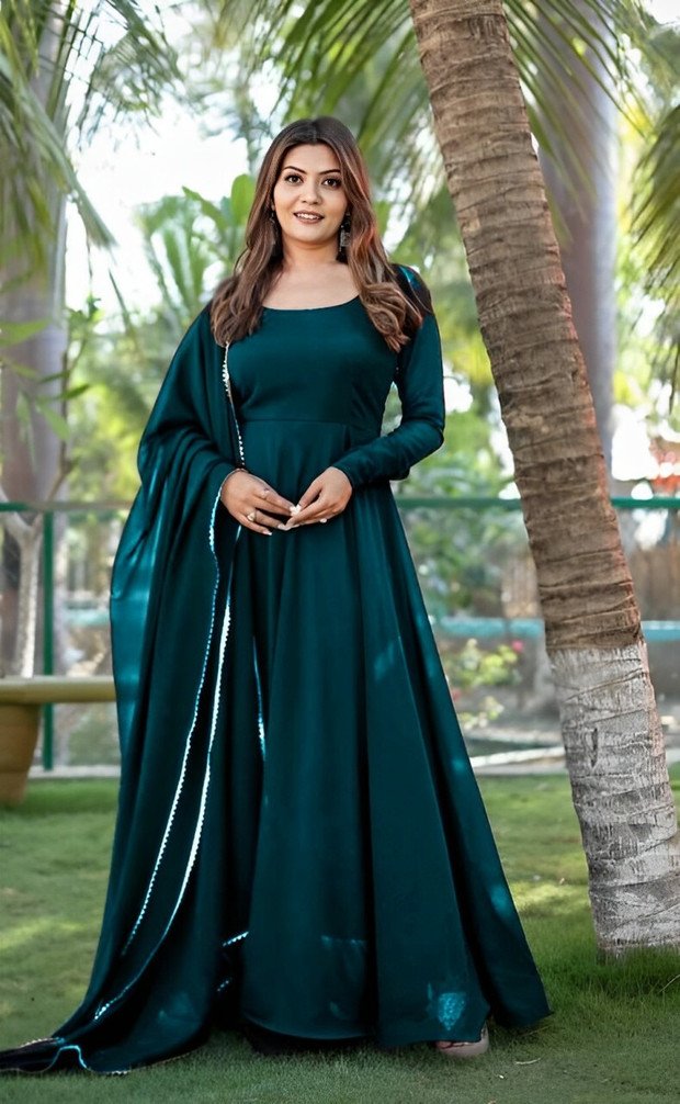 NG CREATION Women Kurta and Dupatta Set for Festive Styling