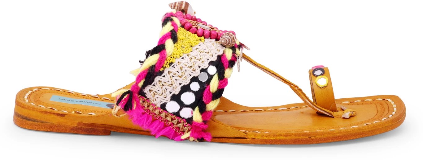 ₹1,068 Handcrafted Kolhapuri Flats for Women – Boho Ethnic Style