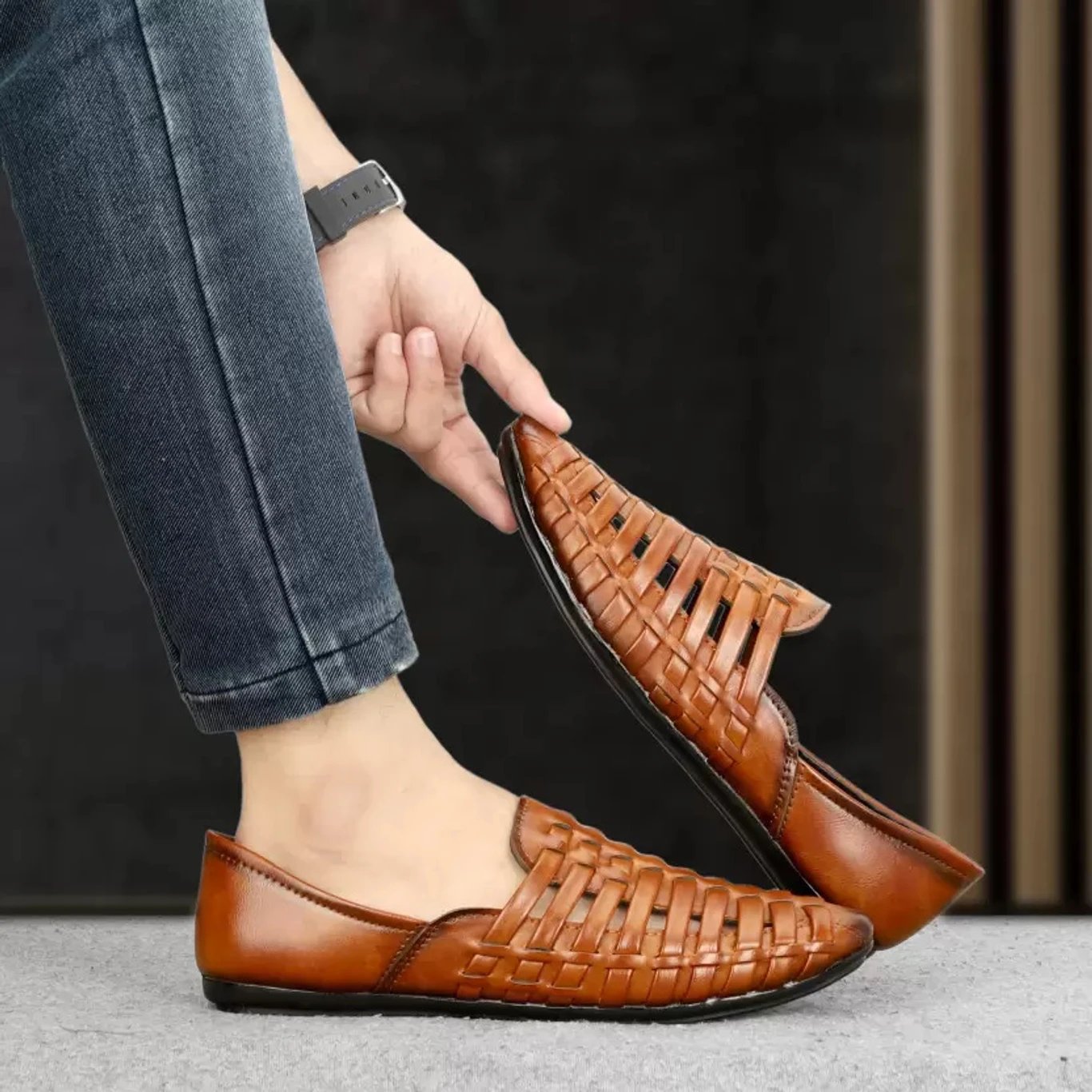 ₹422 Tan Mojaris for Men – Stylish Fancy Ethnic Party Footwear