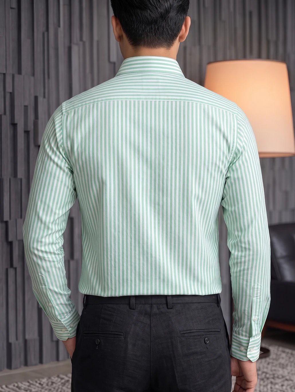 ₹451 MILDIN Men &  Regular Fit Striped Formal Shirt
