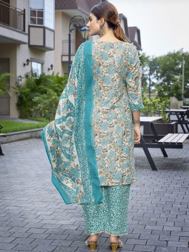 ₹634 HERE AND NOW Floral Printed Kurta Set with Dupatta for Women