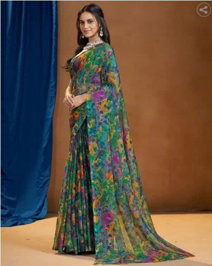 ₹785 GARDEN VARELI Women Printed Traditional Saree in Green