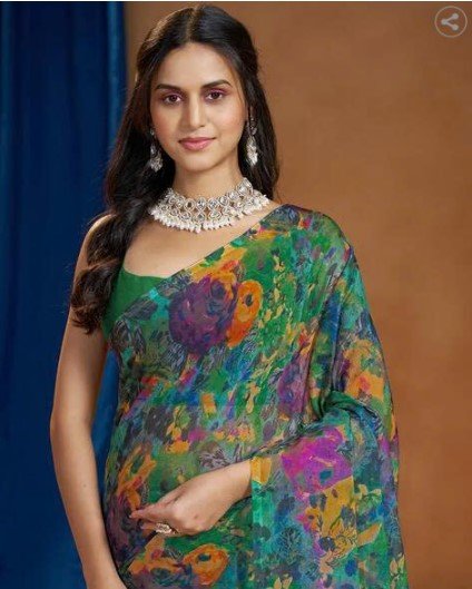 ₹785 GARDEN VARELI Women Printed Traditional Saree in Green